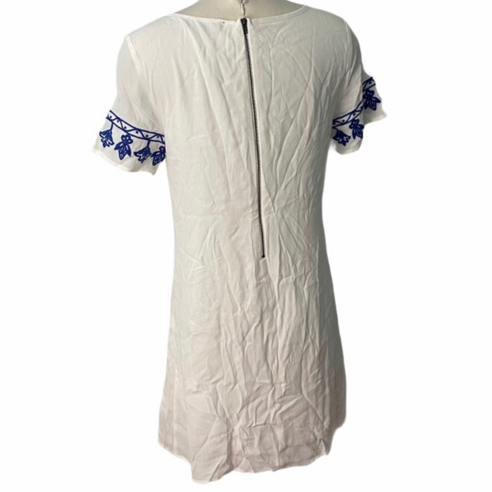 Lulus embroidered shift dress sz- med - Picture 3 of 8
